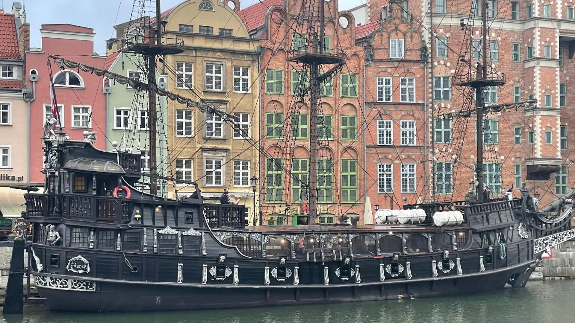 Gdansk Szafarnia Waterlane Spa By Jacek Budek